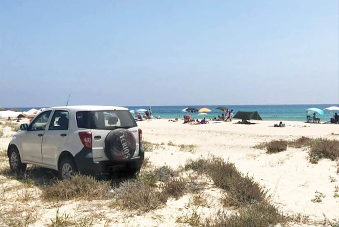 COSTA REI, Parcheggia il suo Suv sulla spiaggia, multa salata per un turista ligure