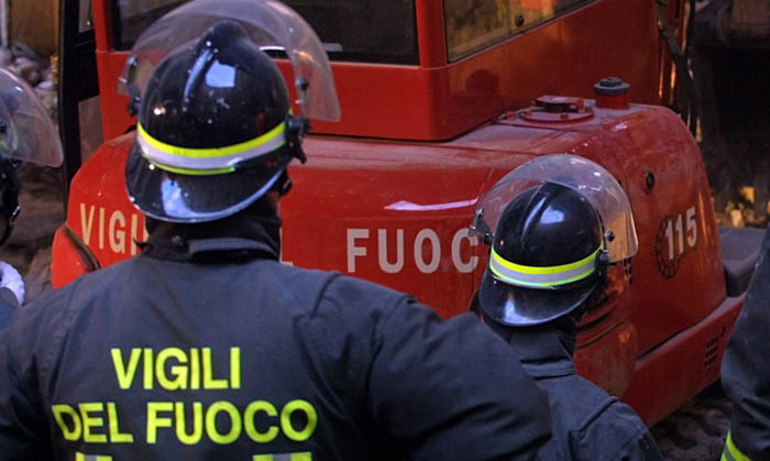 VILLAPUTZU, Incendio in una casa in paese, nessun ferito. La causa è un cortocircuito
