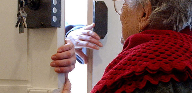 LA LETTERA, Mia madre derubata da sconosciuti a Villaputzu, tuteliamo i nostri anziani