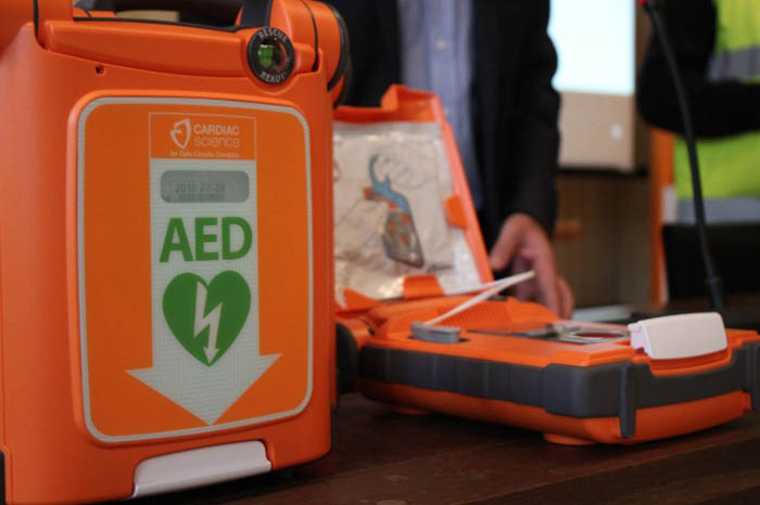 BURCEI, Due defibrillatori saranno posizionati in altrettanti locali pubblici del paese
