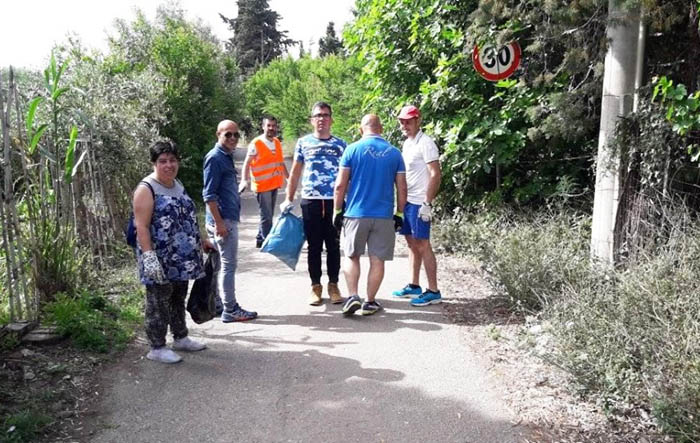 SAN VITO, Successo per la passeggiata ecologica, ripulite le campagne del paese