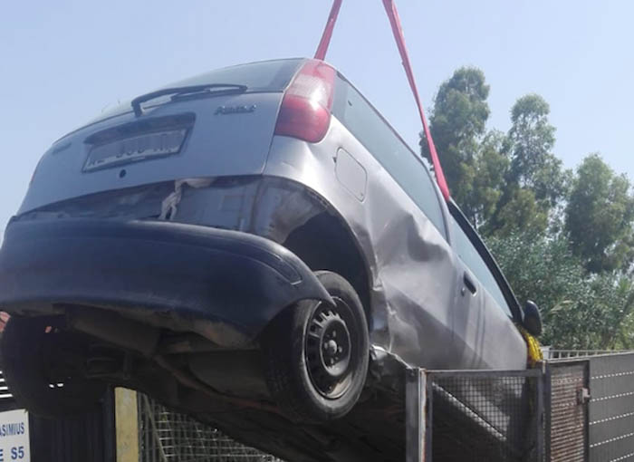 VILLASIMIUS, Auto fuori strada sulla litoranea, ferito un 53enne