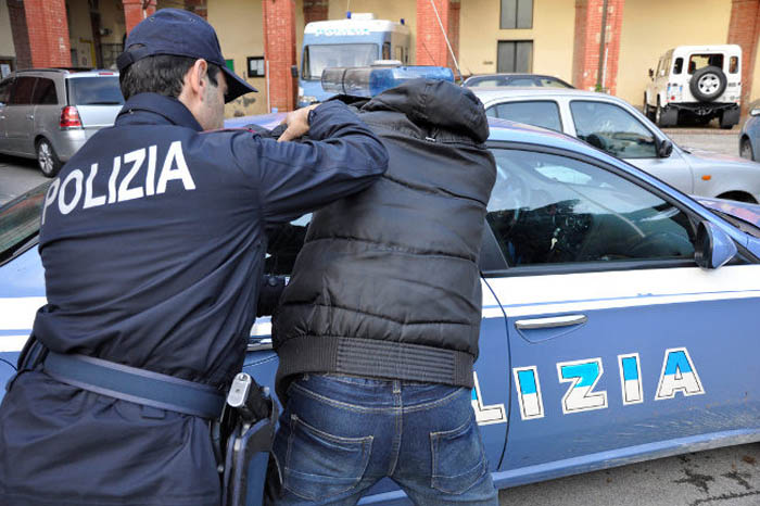 CAGLIARI, Droga, un 33enne di Villasimius fra i 12 arrestati in una maxi operazione della Polizia