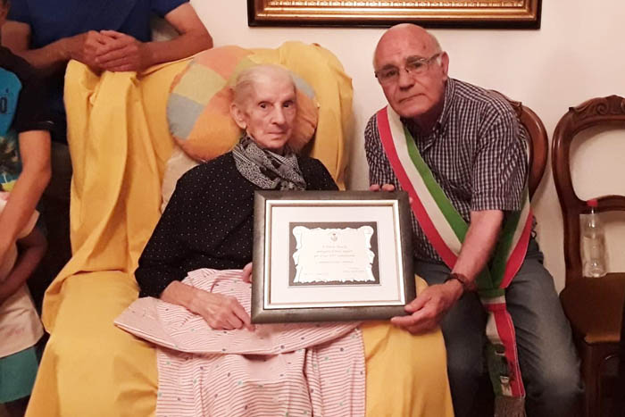 SAN VITO, Il paese festeggia i 100 anni di tzia Teresa Mascia