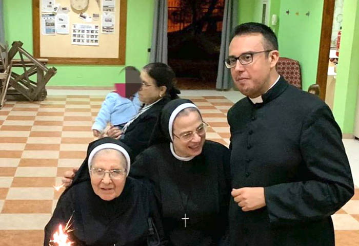 SAN VITO, Le Ancelle della Sacra Famiglia compiono 85 anni di presenza in paese