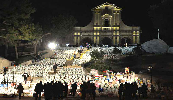 VILLAPUTZU, La scalinata di piazza Marconi ospiterà il “Miracolo di Natale”