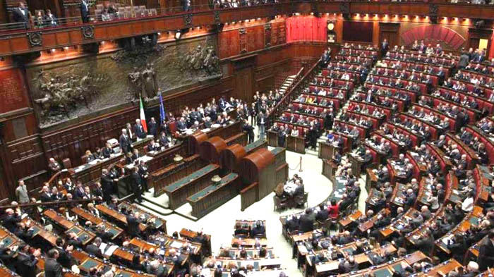 LA RIFLESSIONE. Il taglio dei parlamentari? Per la Sardegna sarà una mazzata