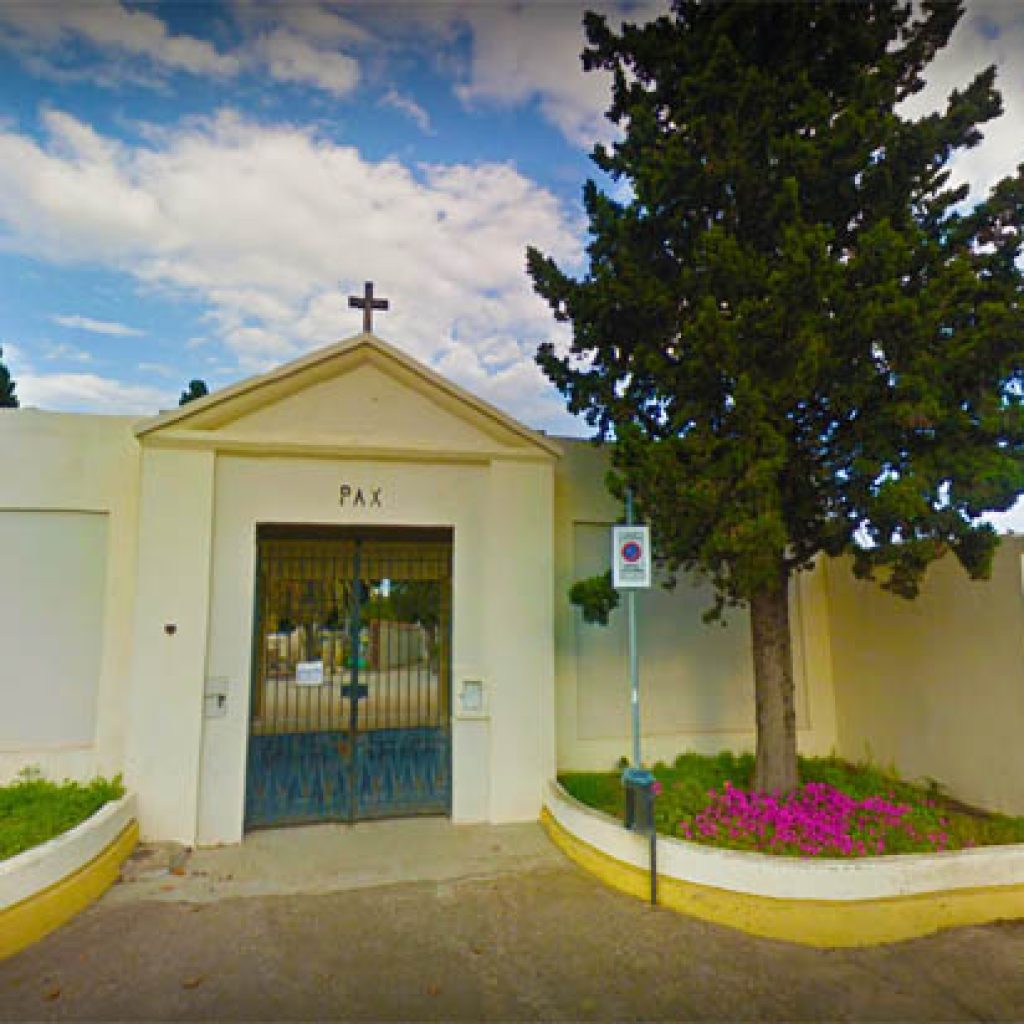 MURAVERA, Comune: tombe e lapidi danneggiate dal vento in cimitero, via libera al progetto di recupero