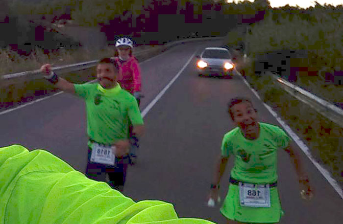 SPORT, 100 chilometri di corsa attraverso il Sarrabus: iniziata la sfida di Tamara Loi e Fabio Orrù