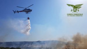 CASTIADAS, Incendio a Monte Gruttas: due elicotteri in azione