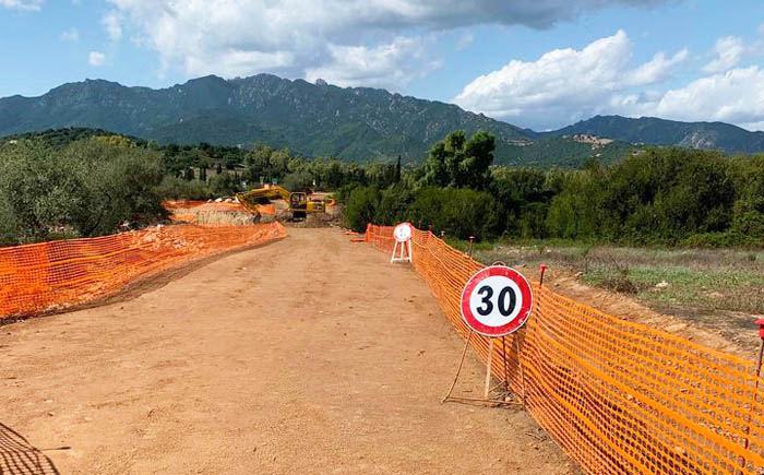 CASTIADAS, Iniziati i lavori di rifacimento del ponte sul rio Pranu Gruttas