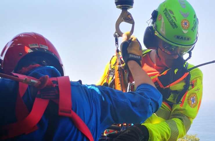 VILLASIMIUS, Biker disperso nelle montagne del paese salvato dagli uomini del Soccorso alpino