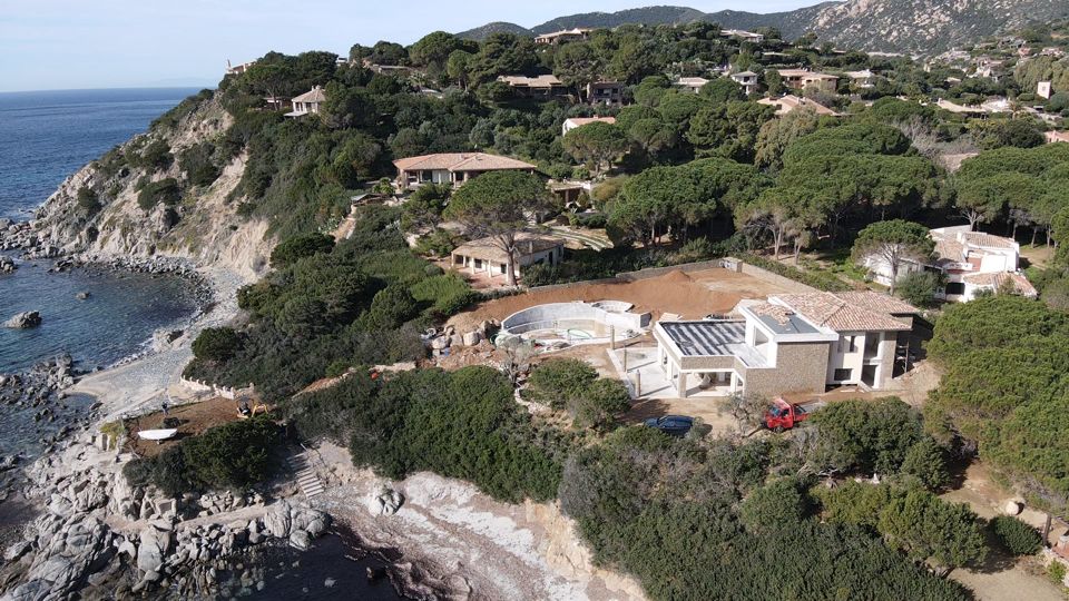 VILLASIMIUS, Villa a due passi da mare a Capo Boi, il sindaco: “Stiamo effettuando le verifiche”
