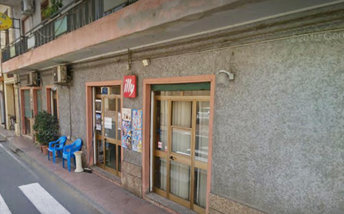 MURAVERA, Serrande chiuse al bar Sandro in via Roma, addio ad un pezzo di storia del paese