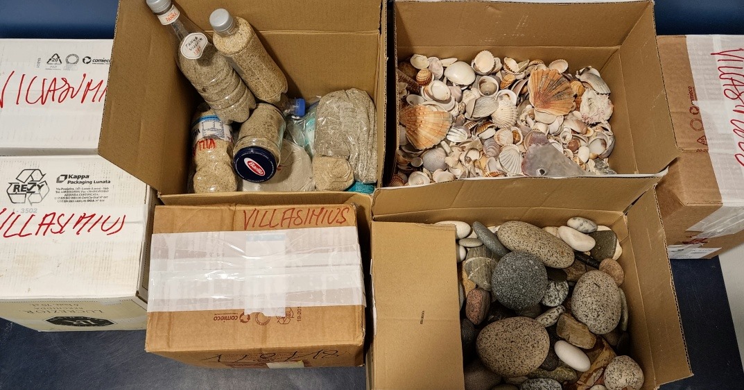 VILLASIMIUS, 250 chili di sabbia rubata tornano nelle spiagge del paese