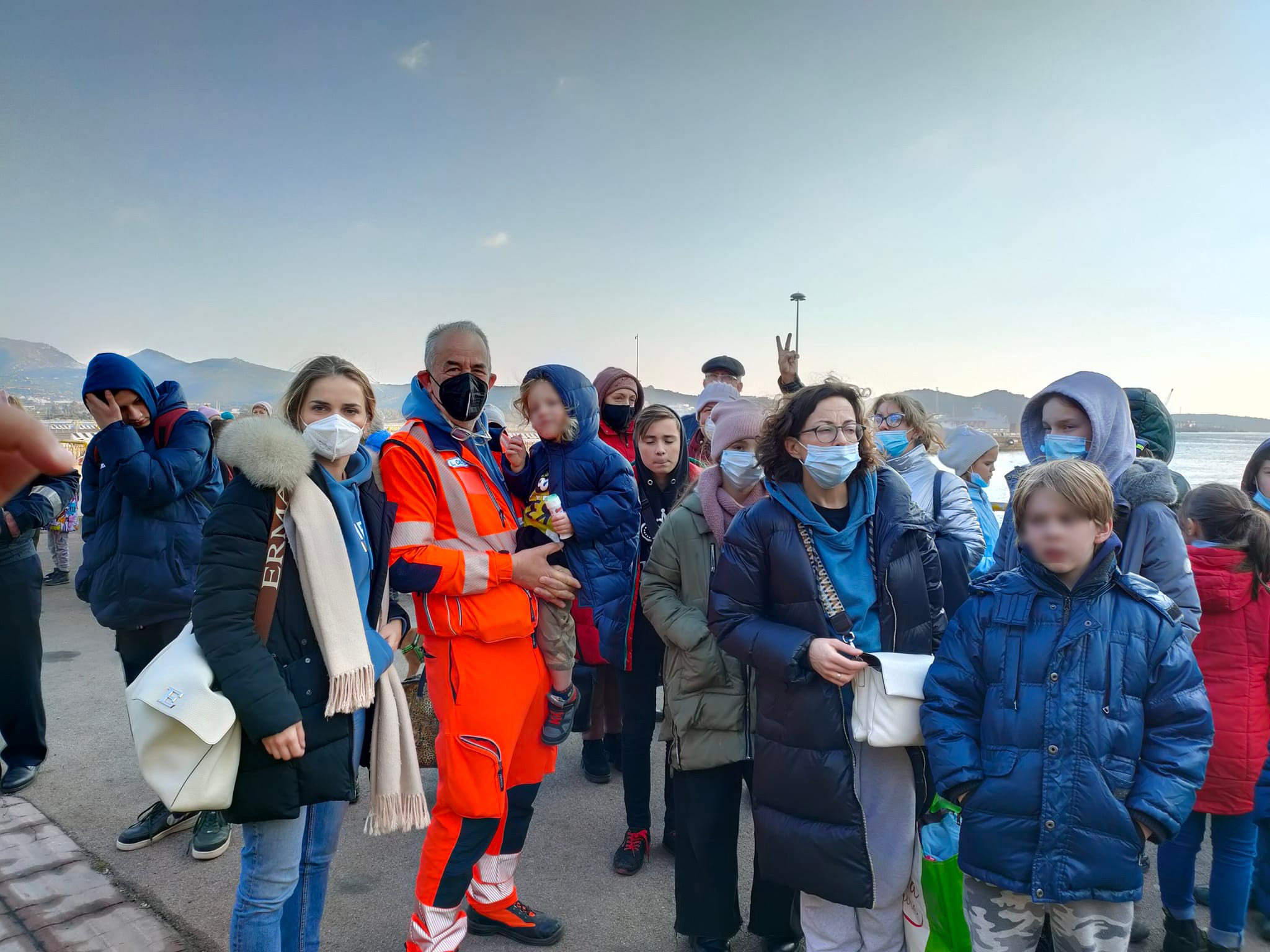 UCRAINA, In viaggio verso Cagliari i 60 piccoli profughi. “Non sono adottabili”