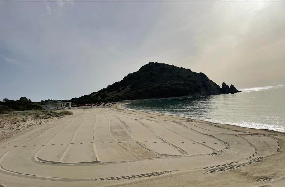 CASTIADAS, Iniziati gli interventi di pulizia delle spiagge