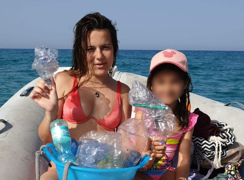 LA STORIA. Silvia, la baby-sitter di Castiadas e la sua battaglia contro i rifiuti abbandonati nelle spiagge