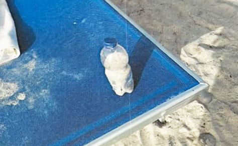 VILLASIMIUS, Furto di sabbia dalla spiaggia di Campulongu, multata famiglia inglese, “Non conoscevamo il divieto”
