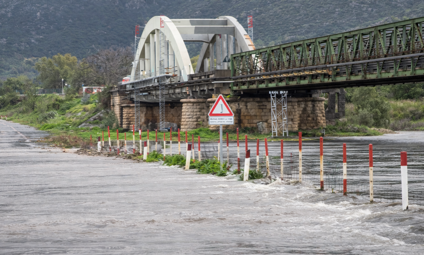 SARRABUS, Guado sul Flumendosa a Villaputzu sommerso, allerta per le dighe