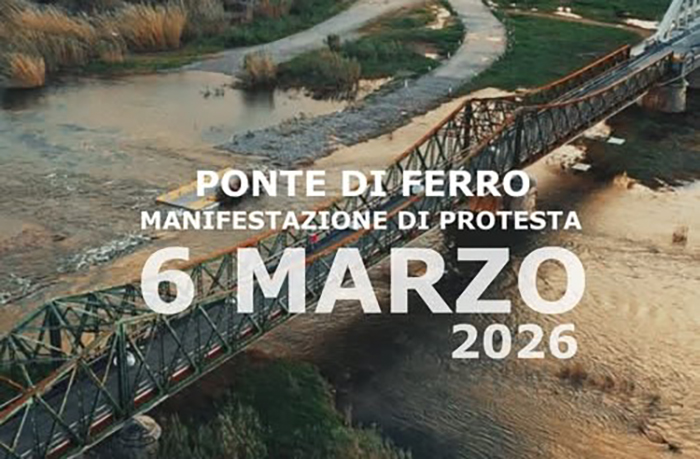 VILLAPUTZU, Lavori infiniti al ponte di ferro, il paese scende in piazza per protestare
