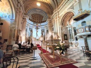 L’ANGOLO DELLO SPIRITO, Quando anche il bene rischia di diventare una vetrina