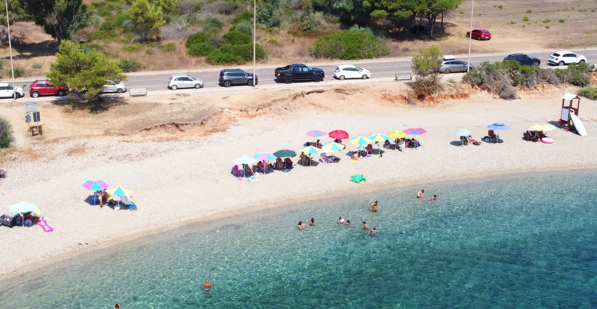 VILLAPUTZU, A Porto Corallino rafforzato il salvamento a mare: arriva un secondo bagnino