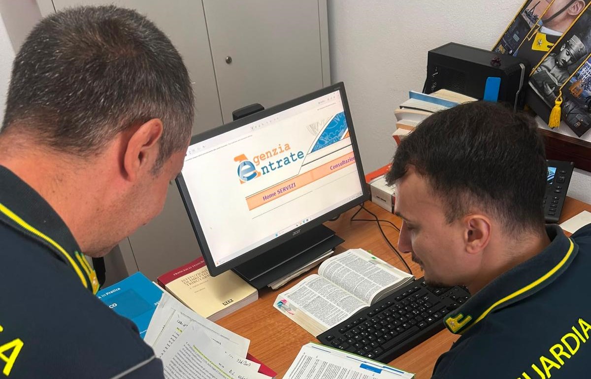 OGLIASTRA, Tabaccheria usata come “bancomat”, 760 mila euro sottratti al Fisco